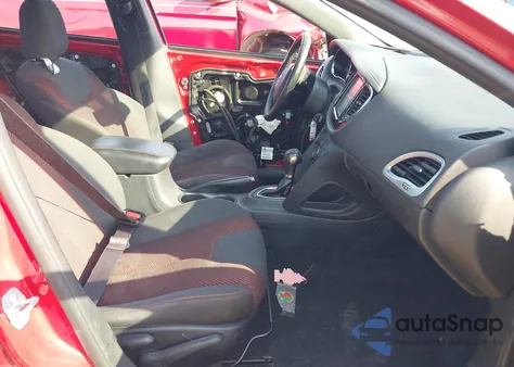 2015 Dodge Dart Sxt z USA, uszkodzony, nr VIN 1C3CDFBBXFD405162